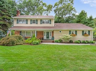 4 Shetland Rd, Florham Park, NJ 07932