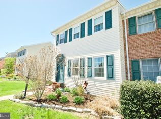 315 Robin Hill Cir, York, PA 17404