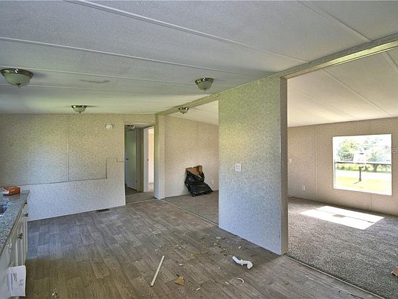 3rd image of 3189 Sunbeam Ct
