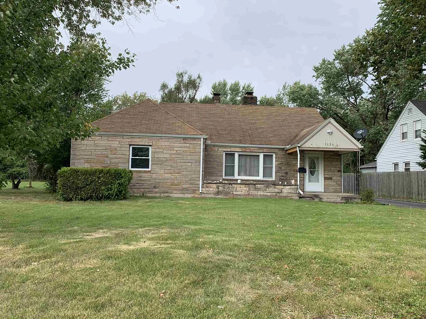 120 Kenosha Blvd photo 1