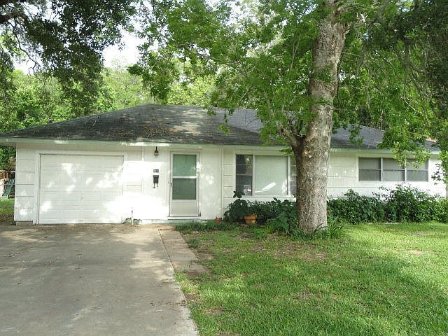 1st image of 311 Redwood St