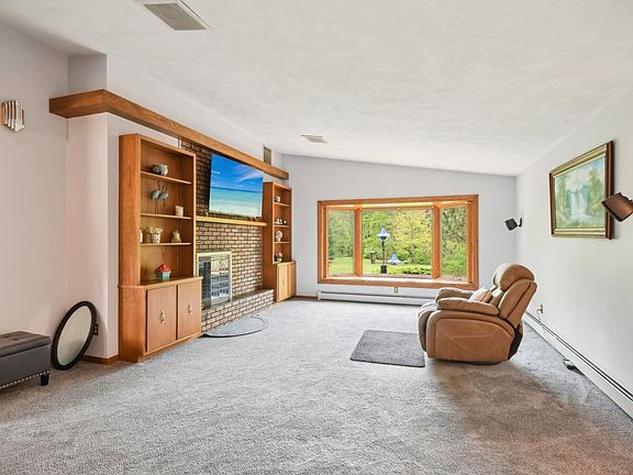 5th image of 38413 N Tewes Ct