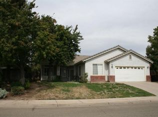 1004 Cristen Rd, Chowchilla, CA 93610