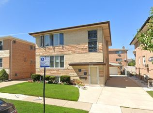 8532 W Berwyn Ave #2, Chicago, IL 60656
