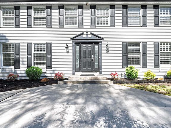 5th image of 703 Grist Mill Way