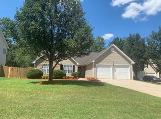 205 Palisade Point Dr, Ellenwood, GA 30294