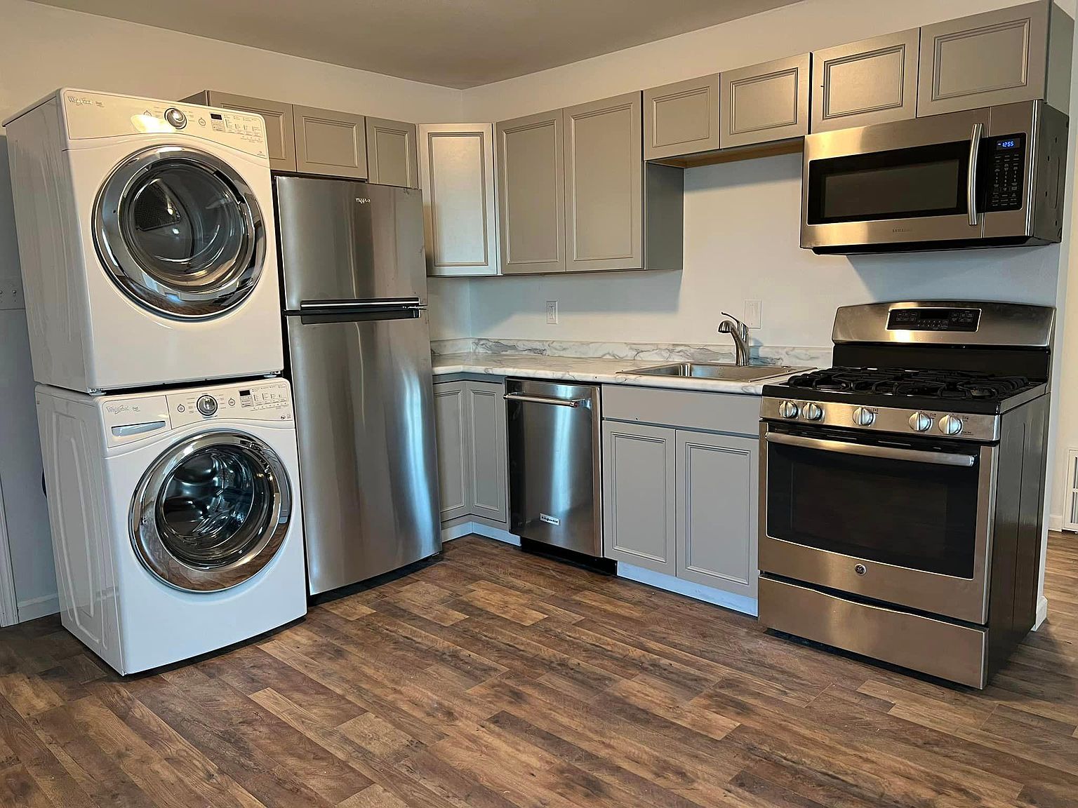 100 Pearl St SW 2, Shellsburg, IA 52332 Zillow