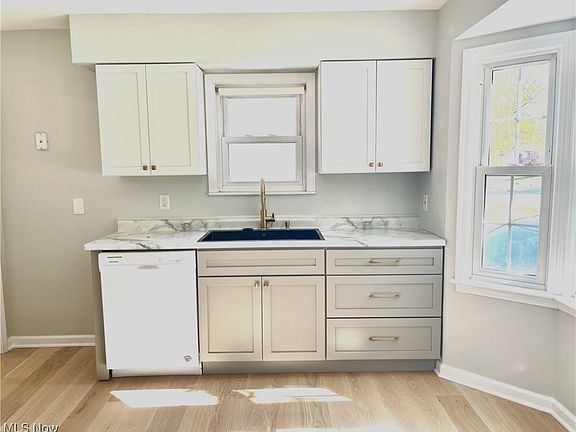 2nd image of 5902 Belmere Dr