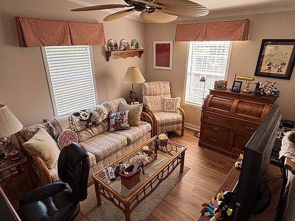 5th image of 115 Bearwoods Ave #115A