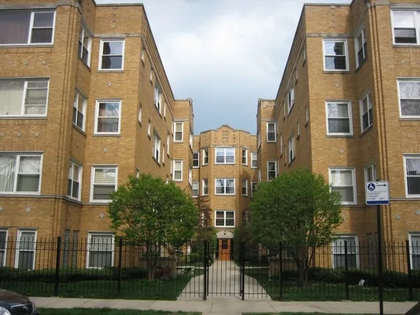 4917 N Avers Ave, Chicago, IL 60625