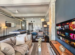 555 Evergreen St #ID1094824P, Dallas, TX 75201