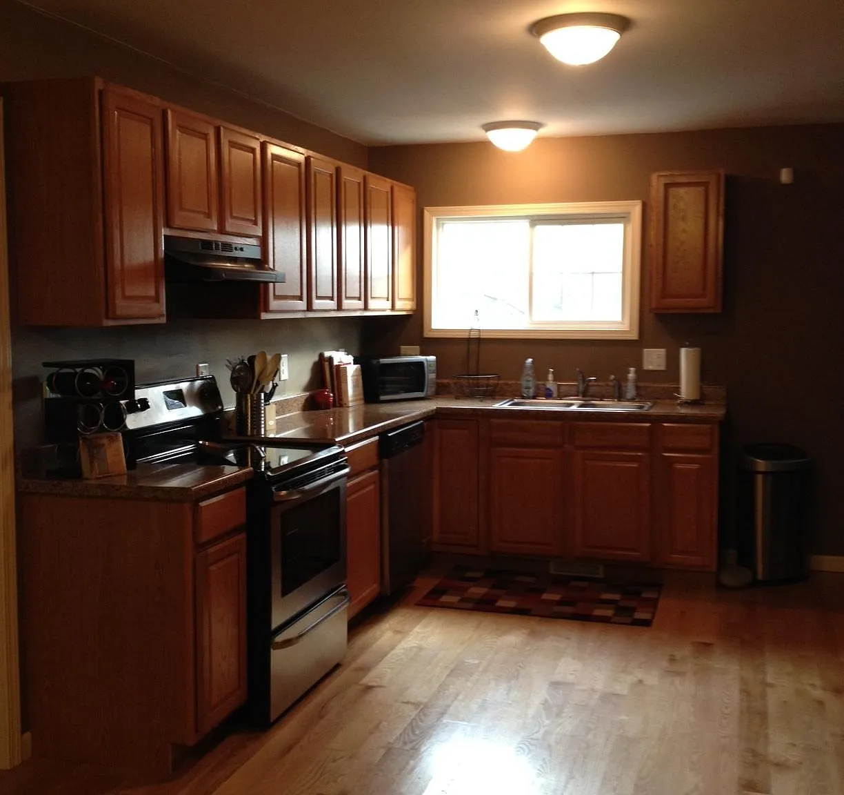 614 George St — Photo 4