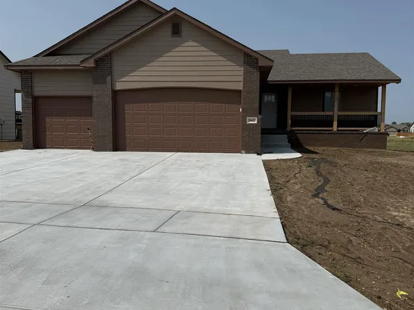 2612 E Spring Meadows Ct, Derby, KS 67037