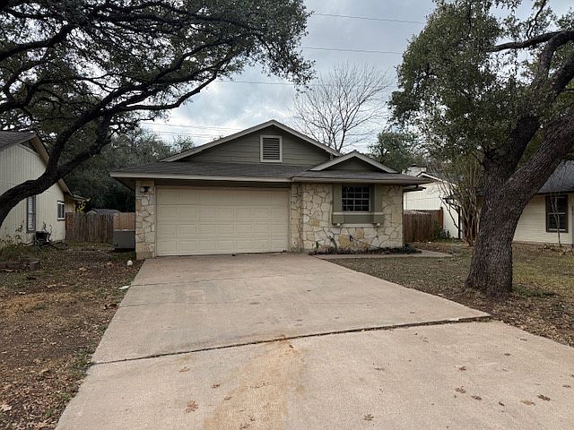 2nd image of 5815 Avery Island Ave