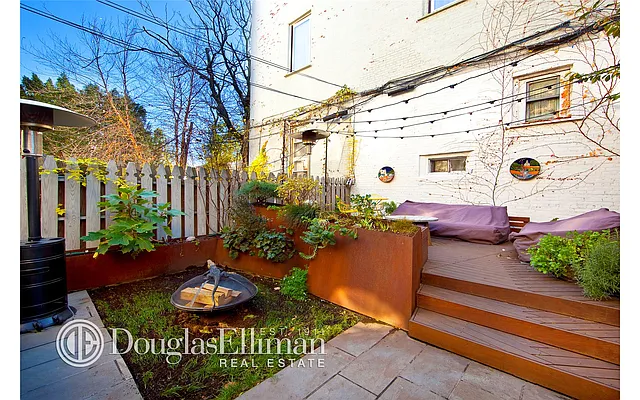 Rented by Douglas Elliman | media 15