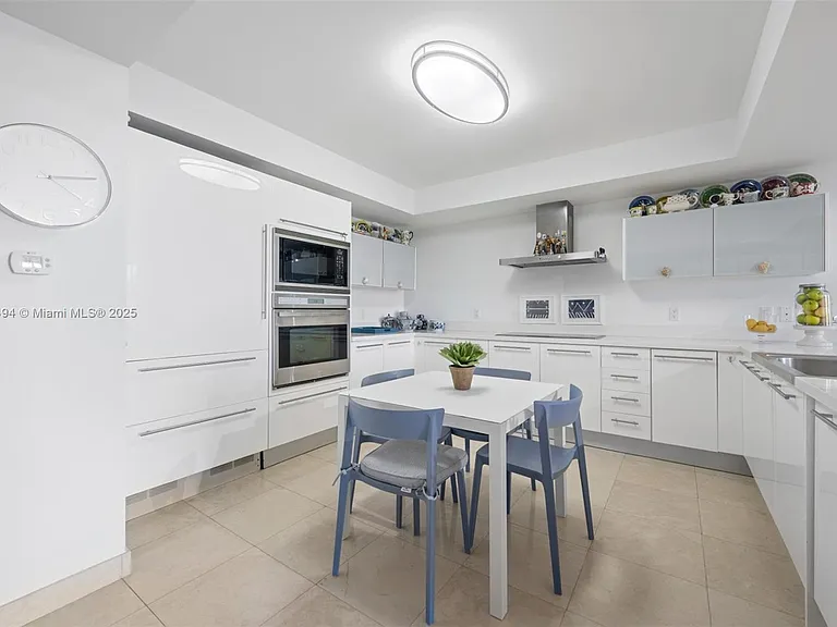 150 Sunny Isles Blvd #Townhouse 301 — Photo 7