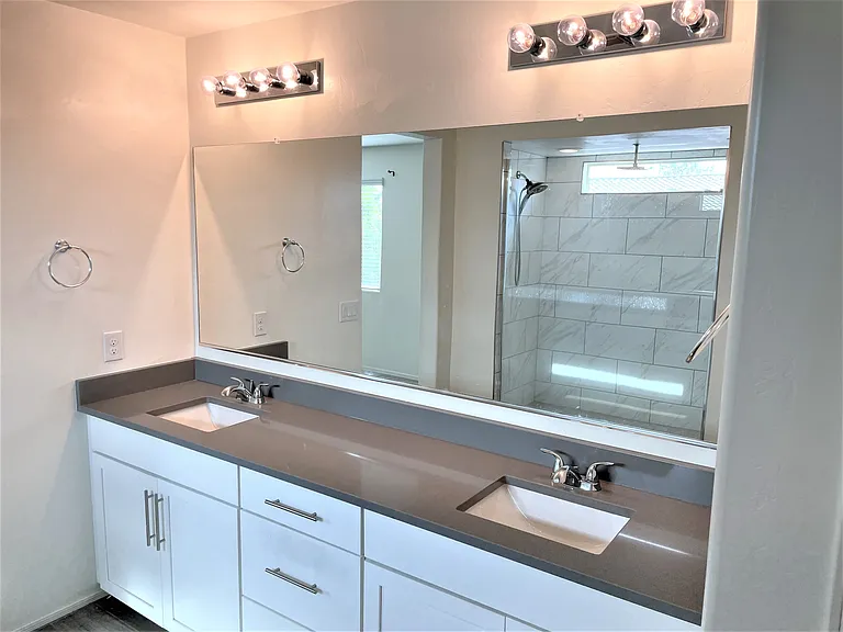 9450 N Andrina Dr — Photo 38