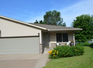 3162 33rd St S, La Crosse, WI 54601
