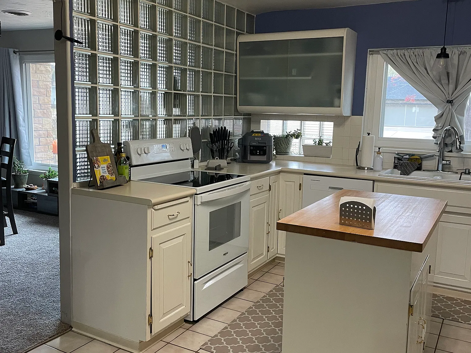 2 bed, $1,800 — Photo 4