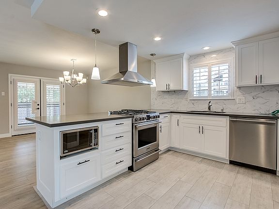 2nd image of 5917 Brittany Way