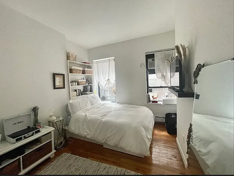 686 9th Ave #2A — Photo 5