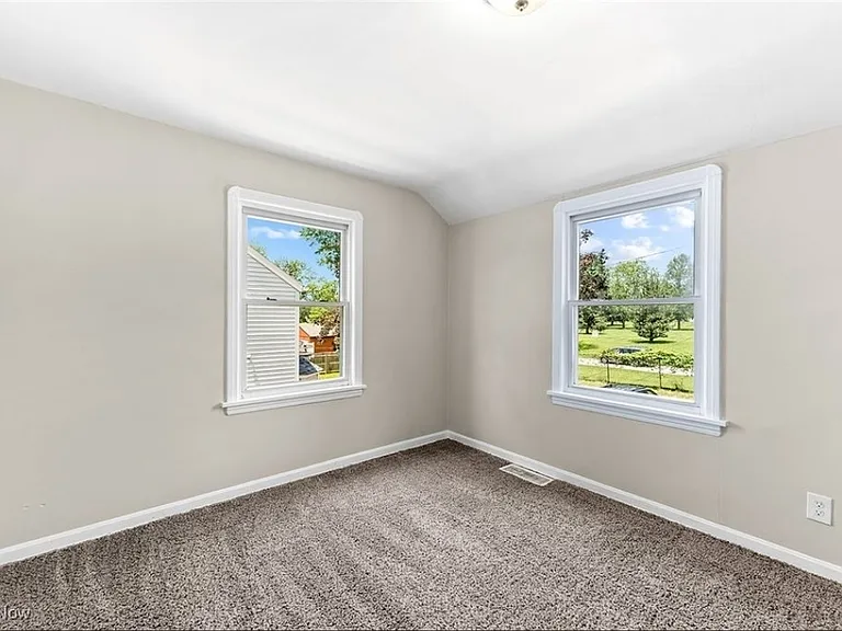 3004 Portman Ave — Photo 22