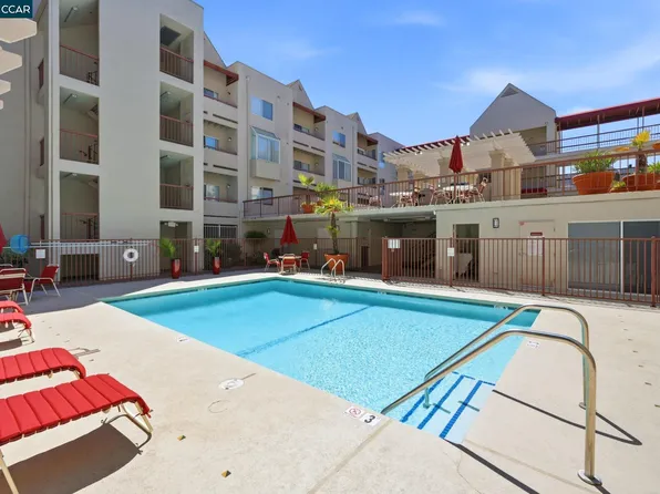 3173 Wayside Plz APT 212, Walnut Creek, CA 94597