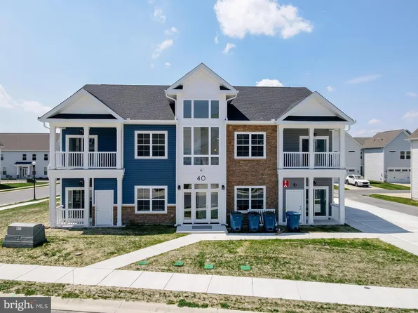 14 Bowers Dr #1, Ocean View, DE 19970