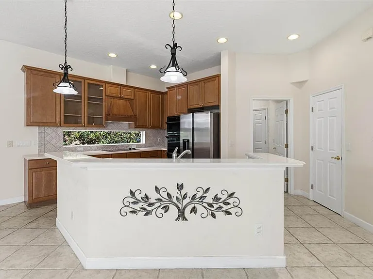 8310 Tivoli Dr — Photo 7