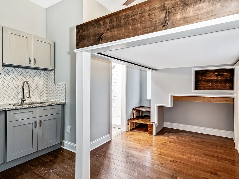 625 E Chelten Ave #3 — Photo 1