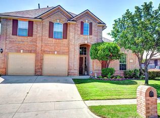 7013 Herman Jared Dr, North Richland Hills, TX 76182