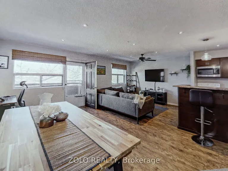173 8th St #301 — Photo 3