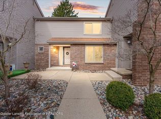 930 Montevideo Dr UNIT D, Lansing, MI 48917
