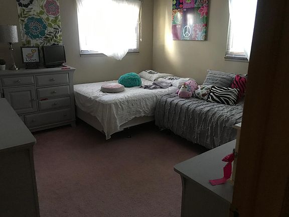 5th image of 3197 Englewood Dr