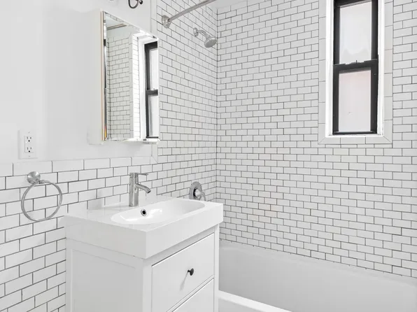 657 East 26th Street image 3 of 9