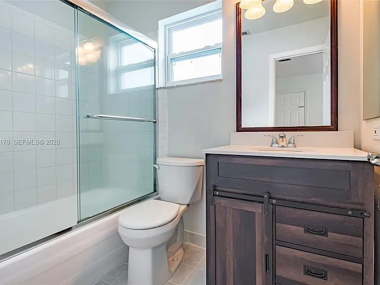 505 Heron Dr — Photo 30