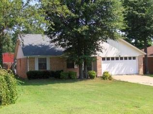 305 Adirondack Loop, Roland, OK 74954