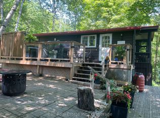 1046 Edith Cres, Highlands East, ON K0M1S0