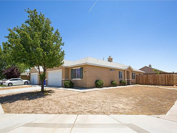 3rd image of 12047 Goldoak Ct