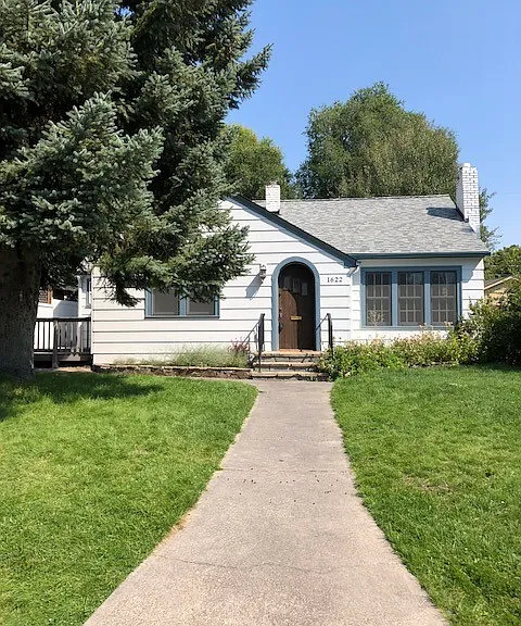1622 Awbrey Rd — Photo 1