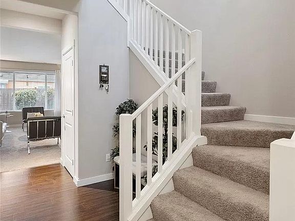 3rd image of 5145 Boardwalk St SE