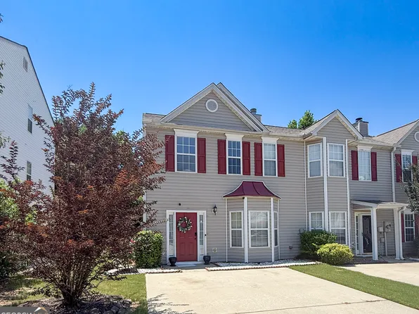 4843 Timber Hills Dr, Oakwood, GA 30566