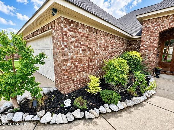 3rd image of 405 Copper Ridge Dr