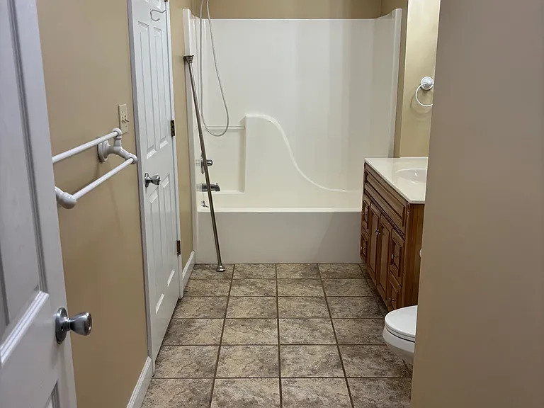 710 Forest Dr #710 — Photo 8