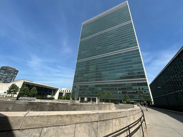 220 East 54th Street image 18 of 18