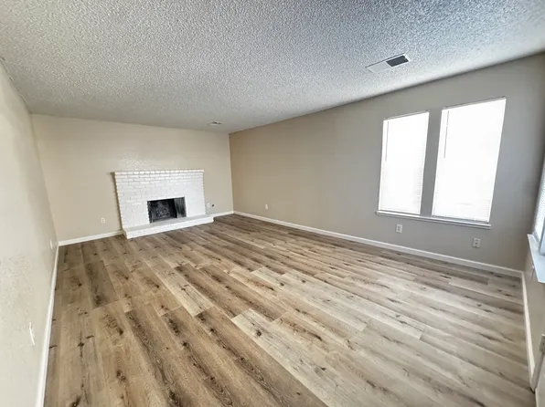 3901 Pan Am Dr #3, Modesto, CA 95356