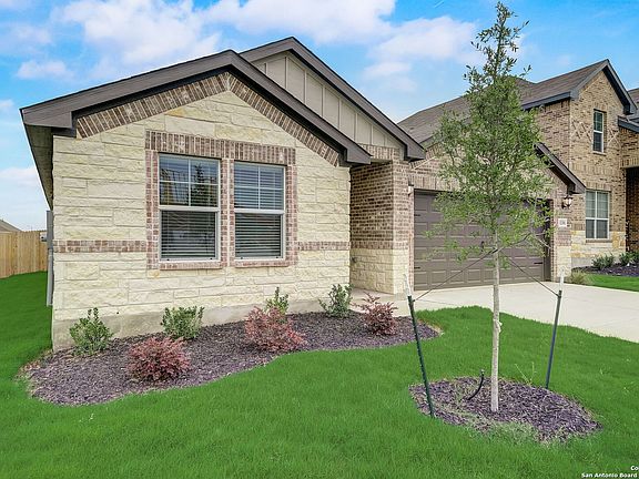 2nd image of 11306 Acorn Bluff