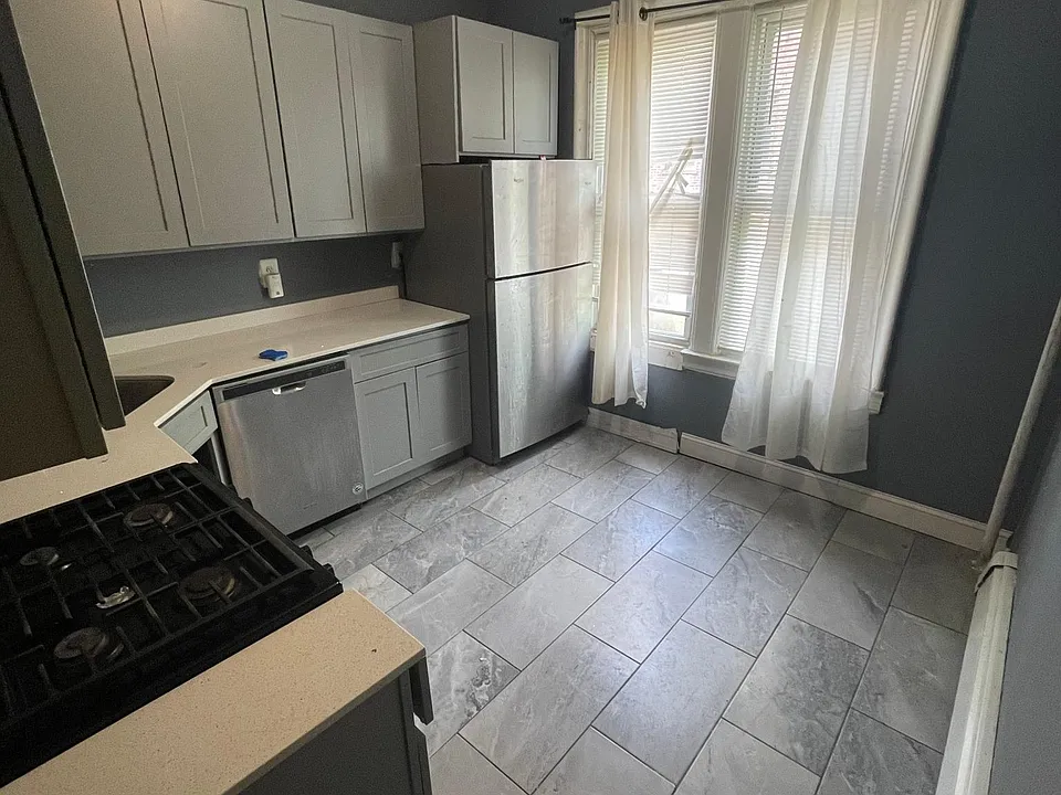 Kitchen area/ no dining area or sacrifice a room