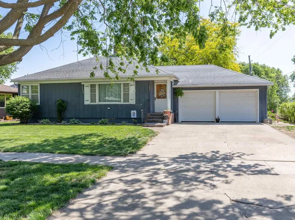 206 N 5th Ave, Anthon, IA 51004