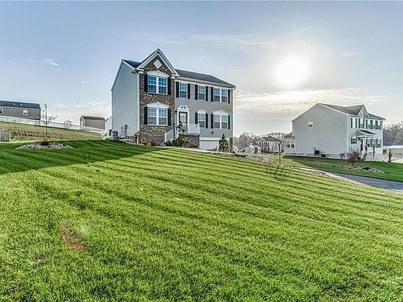 2nd image of 102 Norfolk Dr